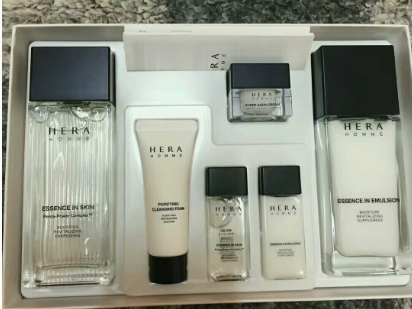 HERA男士水乳套盒怎么样？有什么功效？