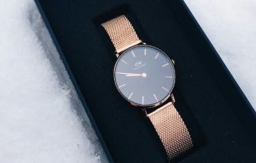 DW手表黑金和白金哪个好看？