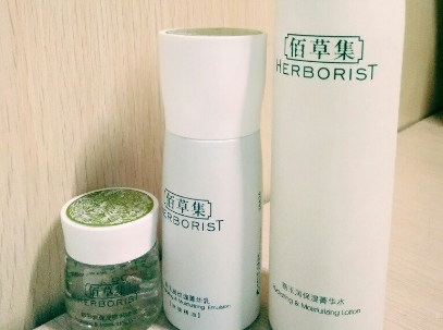 佰草集新玉润系列有哪些单品？好用吗？