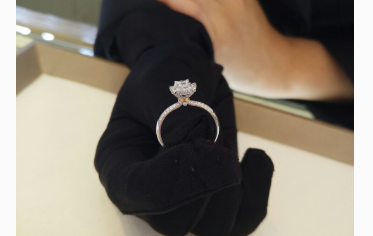 DR钻石戒指多少钱? DR钻石戒指多少钱?