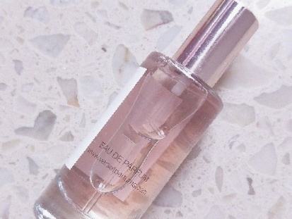 意大利verset香水味道如何?留香久吗? 意大利verset香水味道如何?留香久吗?