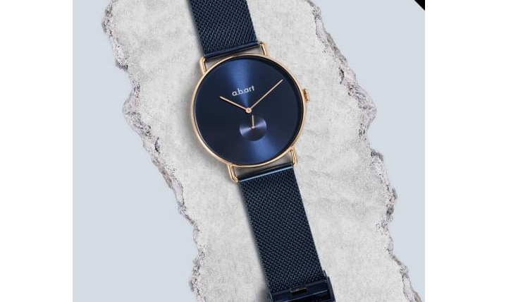 瑞士爱彼雅手表怎么样？是智能手表吗？