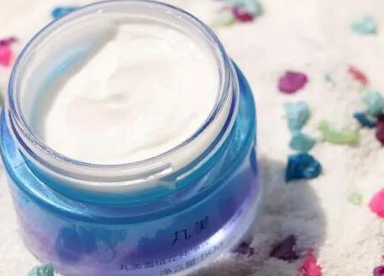 丸美雪绒花面霜补水效果好吗?延展性好吗? 丸美雪绒花面霜补水效果好吗?延展性好吗?