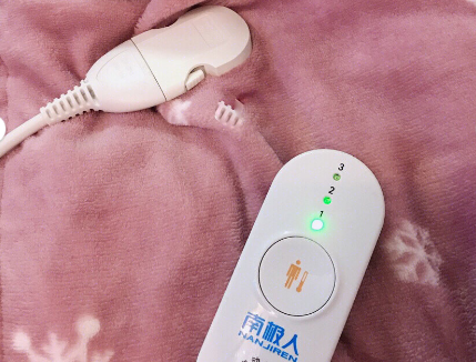  南极人电热毛毯好用吗？可以洗吗？