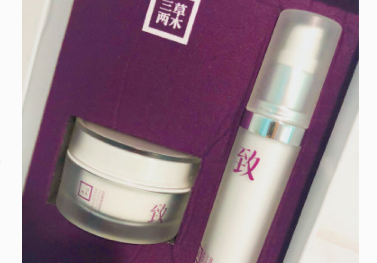 三草两木抗皱套装好用吗?有什么单品? 三草两木抗皱套装好用吗?有什么单品?