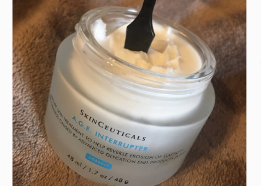 age无龄面霜可以救急？过敏可以修复吗？