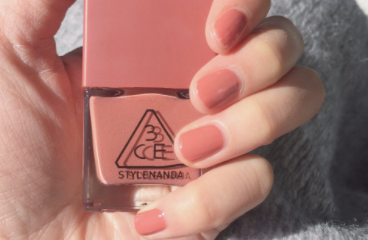 3ce的指甲油安全吗?谁能推荐几个色号? 3ce的指甲油安全吗?谁能推荐几个色号?