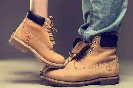 添柏岚大黄靴型号？谁能介绍一下？