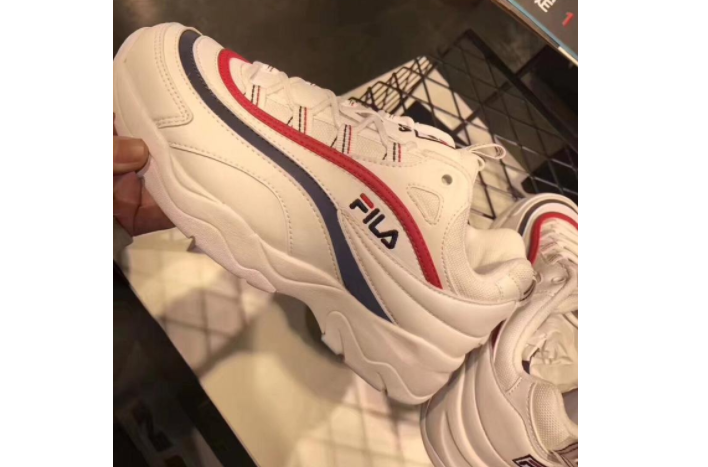 fila鞋比nike都贵？菲乐运动鞋怎么样？