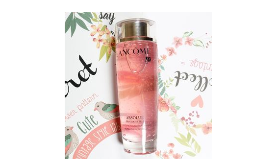 兰蔻粉水是玫瑰水吗?兰蔻青纯玫瑰水怎么样? 兰蔻粉水是玫瑰水吗?兰蔻青纯玫瑰水怎么样?