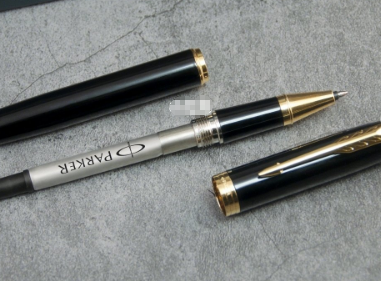 派克的金夹宝珠笔很好用吗?推荐吗? 派克的金夹宝珠笔很好用吗?推荐吗?