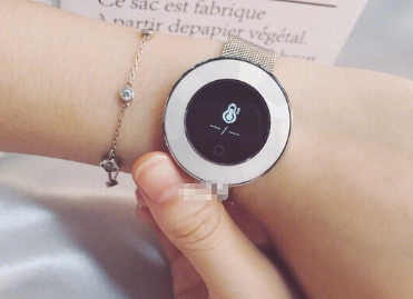 朵酷智能手环好看吗?有哪些功能? 朵酷智能手环好看吗?有哪些功能?