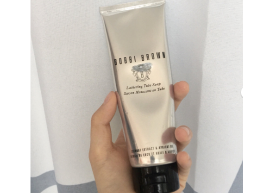 bobbi brown洗面奶价格？好用吗？