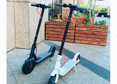 小米电动滑板车时速多少？充满电能骑多远？