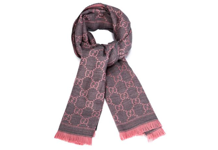 gucci围巾标签要剪吗?gucci围巾标签怎么剪? gucci围巾标签要剪吗?gucci围巾标签怎么剪?