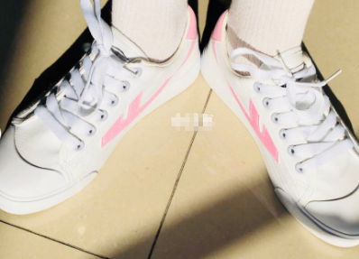 变色回力帆布鞋什么样子?推荐吗? 变色回力帆布鞋什么样子?推荐吗?