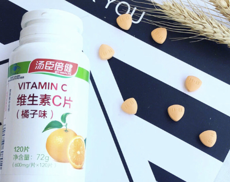 汤臣倍健的维C+维E使用分享 养生女孩约起来 汤臣倍健的维C+维E使用分享 养生女孩约起来