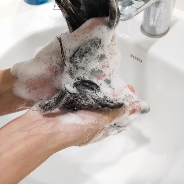 怎么选择一款好用的洗发水?教你一招绝对实用 怎么选择一款好用的洗发水?教你一招绝对实用