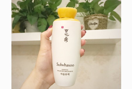 雪花秀滋阴乳液功效？味道好闻吗？