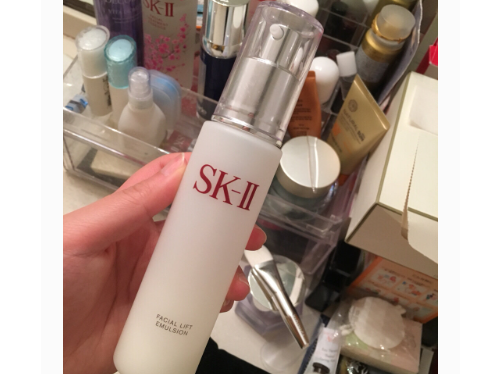 sk2骨胶原乳液好用吗？有什么功效呢？