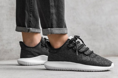 阿迪达斯跑鞋女款推荐?阿迪达斯跑鞋哪款性价比高? 阿迪达斯跑鞋女款推荐?阿迪达斯跑鞋哪款性价比高?