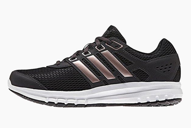 阿迪达斯跑鞋女款推荐?阿迪达斯跑鞋哪款性价比高? 阿迪达斯跑鞋女款推荐?阿迪达斯跑鞋哪款性价比高?