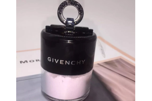 纪梵希蘑菇头散粉好用吗?和四宫格哪个好用? 纪梵希蘑菇头散粉好用吗?和四宫格哪个好用?