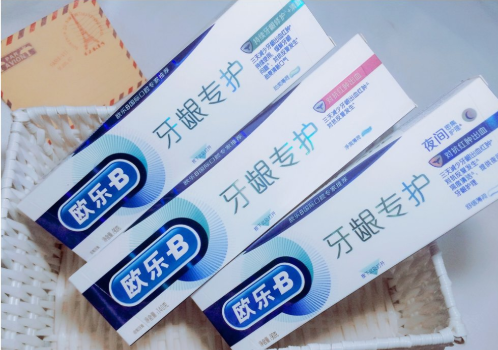欧乐B排浊泡泡牙膏评测？能改善牙龈出血吗？