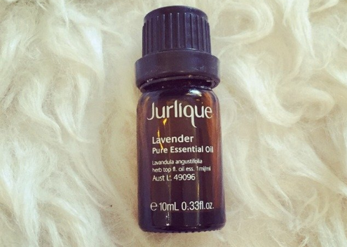 茱莉蔻薰衣草精油怎么用?对皮肤有刺激吗? 茱莉蔻薰衣草精油怎么用?对皮肤有刺激吗?