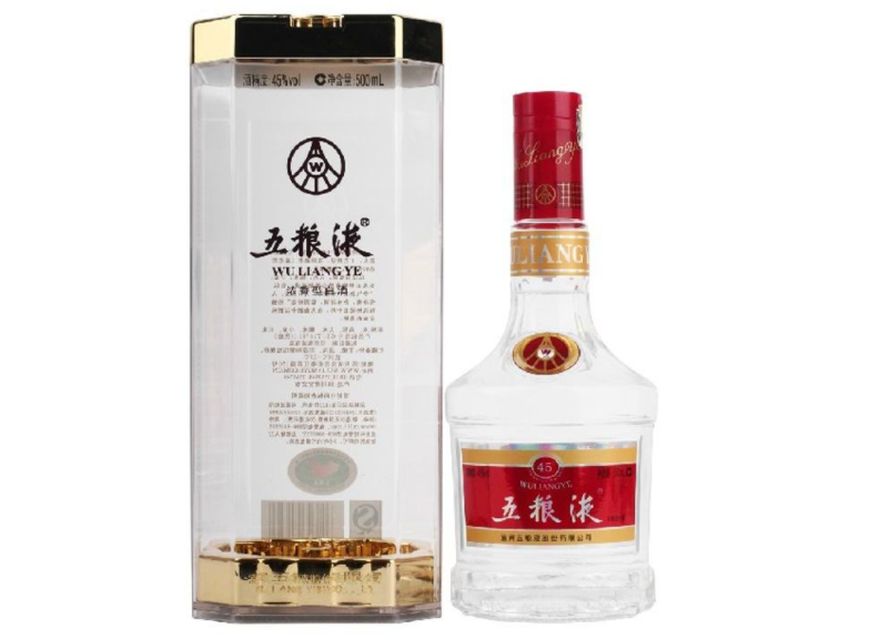 过年走亲访友 经典白酒不可少