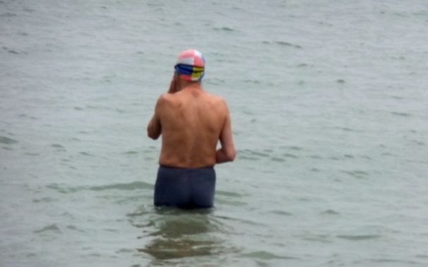 老人冬天适合什么运动,冬季老年人注意事项。 老人冬天适合什么运动,冬季老年人注意事项。