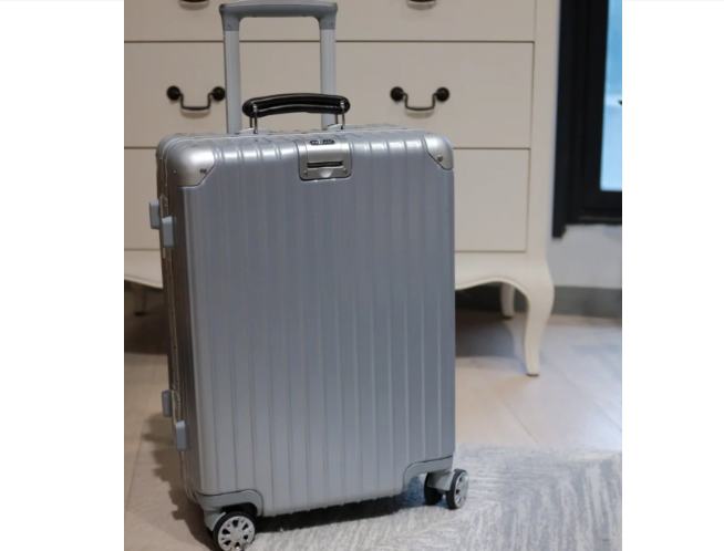网易严选的行李箱好吗?行李箱怎么选材质? 网易严选的行李箱好吗?行李箱怎么选材质?