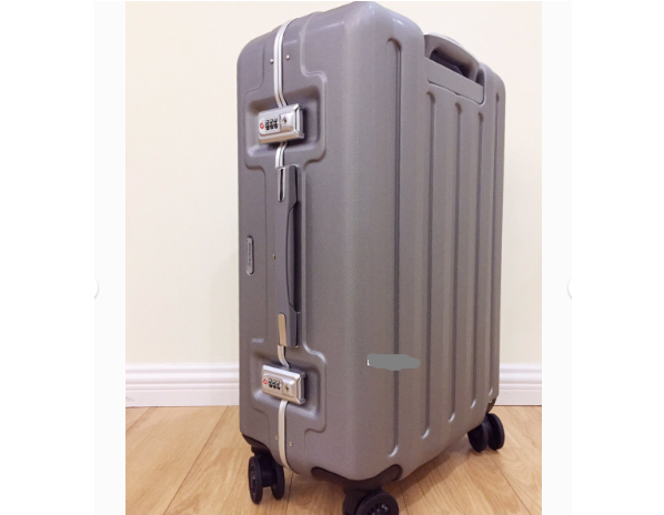 echolac行李箱好看吗?材质怎么样? echolac行李箱好看吗?材质怎么样?