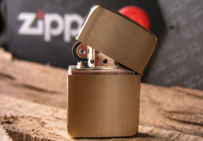 zippo打火机能带上飞机吗？zippo哪款好？