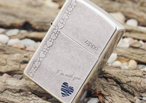 zippo打火机能刻字吗？谁能介绍一下？