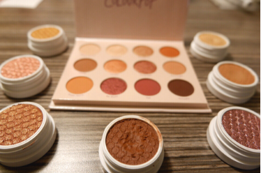 colorpop眼影价格？粉质怎么样？