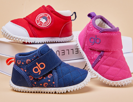 宝妈如何选购童鞋 宝宝的学步鞋和凉鞋怎么选 宝妈如何选购童鞋 宝宝的学步鞋和凉鞋怎么选