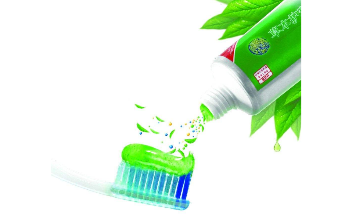 【牙膏知识百科】牙膏去黑头有效,牙膏去黑头的步骤 【牙膏知识百科】牙膏去黑头有效,牙膏去黑头的步骤