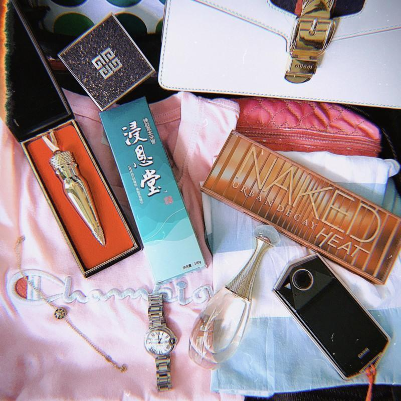 如何像美国人一样拥有一口洁白的牙齿和健康的口腔? 如何像美国人一样拥有一口洁白的牙齿和健康的口腔?