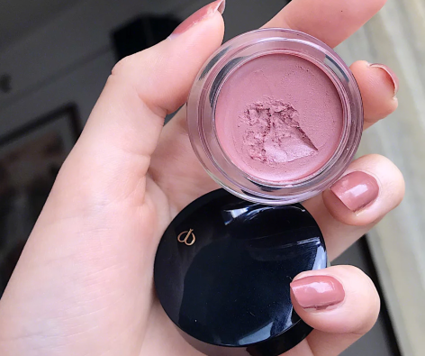 分享6款日常百搭的腮红 显出你的好气色 分享6款日常百搭的腮红 显出你的好气色