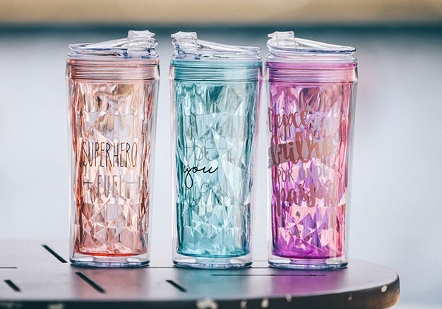 你还不知道这些美貌又实用的水杯?带上它每天轻轻松松八杯水 你还不知道这些美貌又实用的水杯?带上它每天轻轻松松八杯水