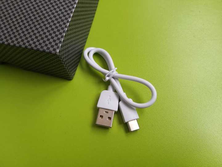 2019年的第一篇轻众测-“便携”与“无线”并存的移动电源 2019年的第一篇轻众测-“便携”与“无线”并存的移动电源