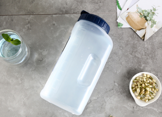 乐扣乐扣塑料水杯开箱 大神给你介绍一下水杯材质 乐扣乐扣塑料水杯开箱 大神给你介绍一下水杯材质