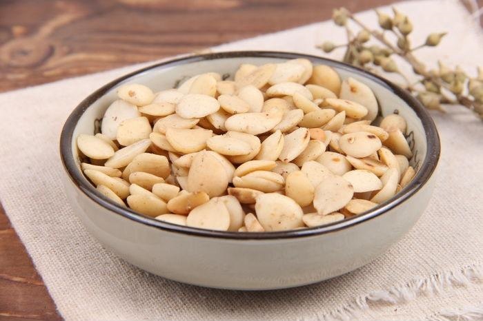 雀斑会自己消失吗?告知怎样去除脸上多年的雀斑 雀斑会自己消失吗?告知怎样去除脸上多年的雀斑