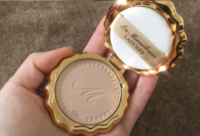 女王节送礼推荐 七款好用的粉饼任你选 女王节送礼推荐 七款好用的粉饼任你选