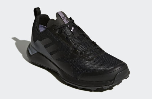 连绵阴雨?你需要一双防水的阿迪达斯户外鞋 连绵阴雨?你需要一双防水的阿迪达斯户外鞋