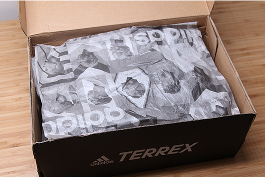 连绵阴雨?你需要一双防水的阿迪达斯户外鞋 连绵阴雨?你需要一双防水的阿迪达斯户外鞋