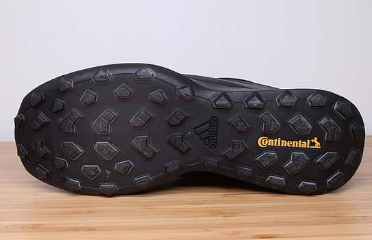 连绵阴雨?你需要一双防水的阿迪达斯户外鞋 连绵阴雨?你需要一双防水的阿迪达斯户外鞋