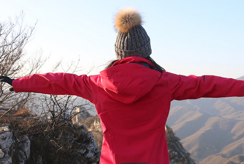 jack wolfskin冲锋衣 穿上仗剑走天涯 jack wolfskin冲锋衣 穿上仗剑走天涯