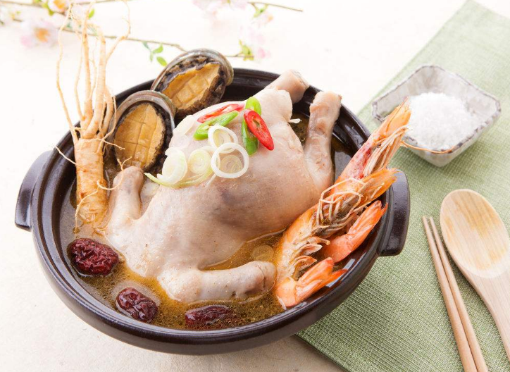 脸上突然长斑怎么去掉?去除脸上长斑的小妙招 脸上突然长斑怎么去掉?去除脸上长斑的小妙招